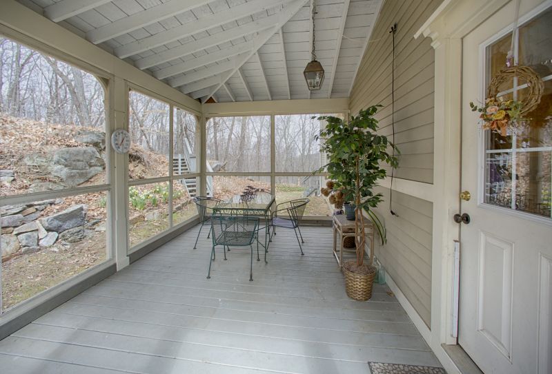 Screened In Porch Installation in Seattle, WA